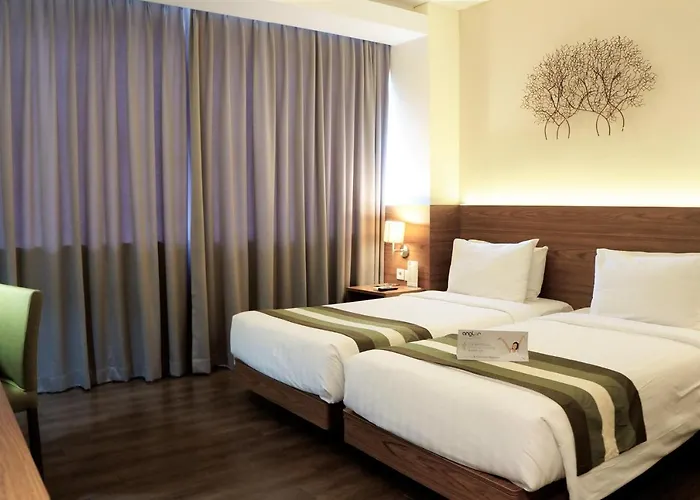 Grand Whiz Poins Simatupang Jakarta