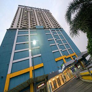 Hotel Grand Whiz Poins Simatupang Jakarta